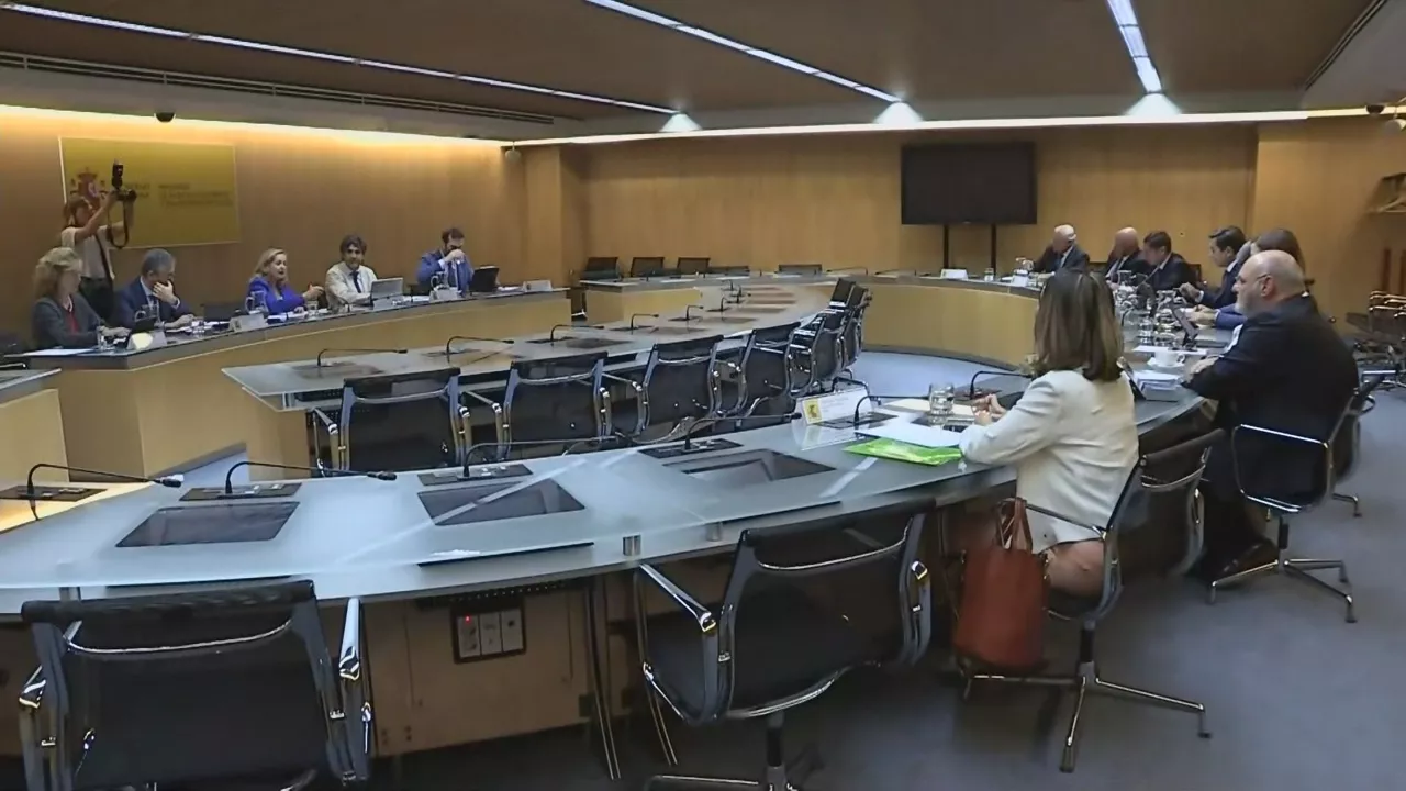 Reunión. Imagen obtenida de un vídeo de Agencias.