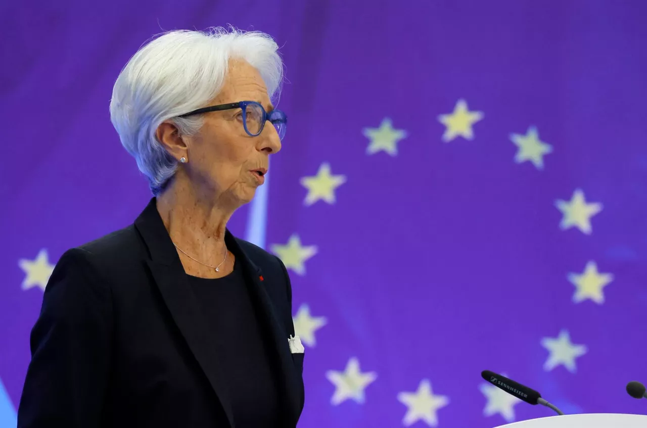 Lagarde, aurreko agerraldi batean.