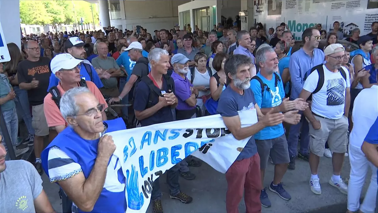 Baionako elkarretaratzea. EITB Mediaren bideo batetik ateratako argazkia.