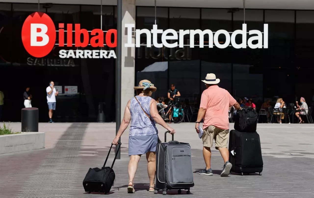 La entrada de la Intermodal de Bilbao. Foto: EFE