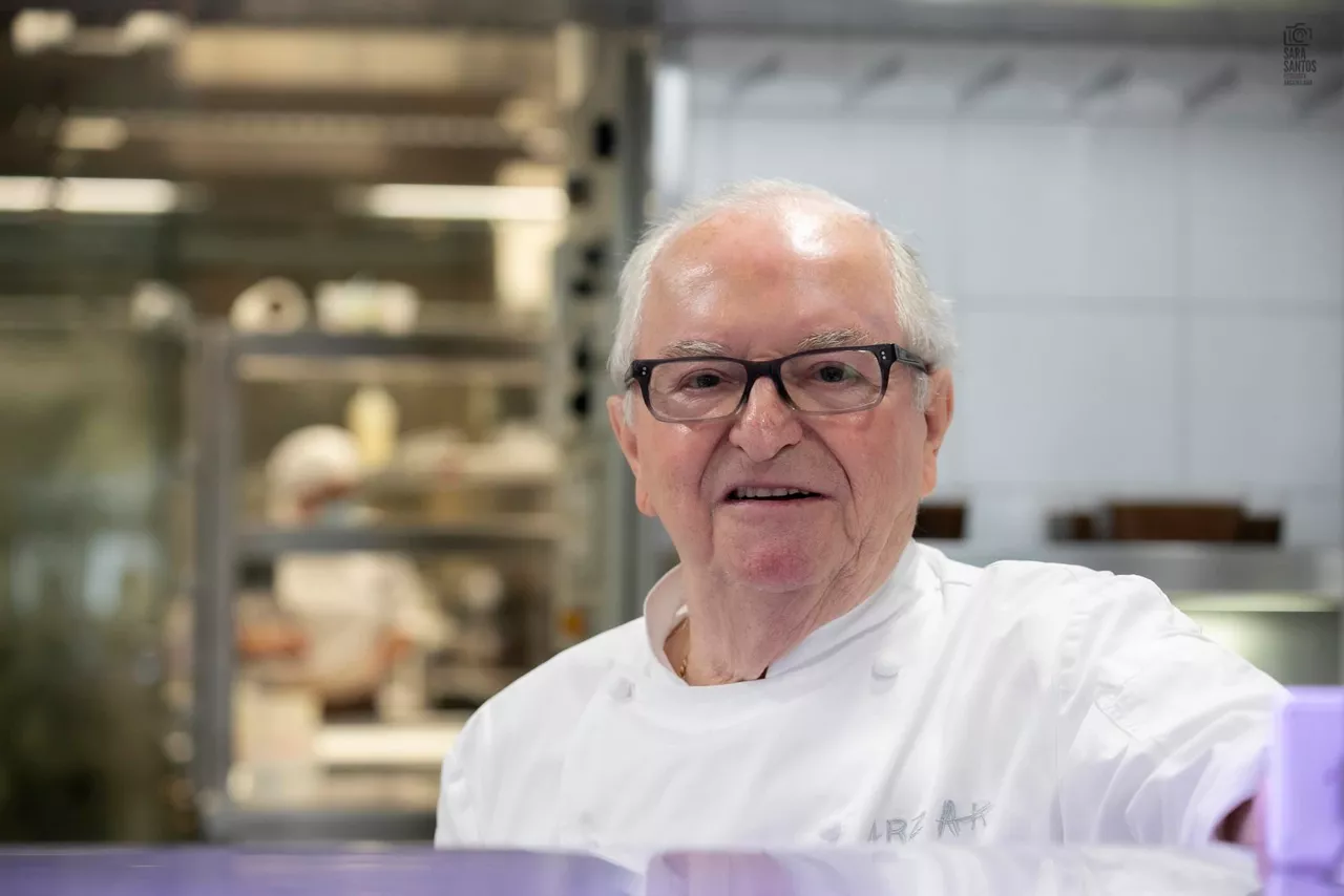 Juan Mari Arzak, en la cocina de su restaurante. Foto: EFE