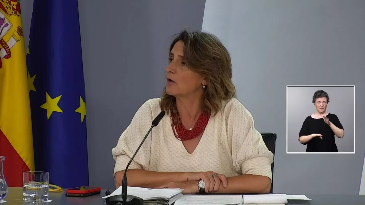 Teresa Ribera ministroa