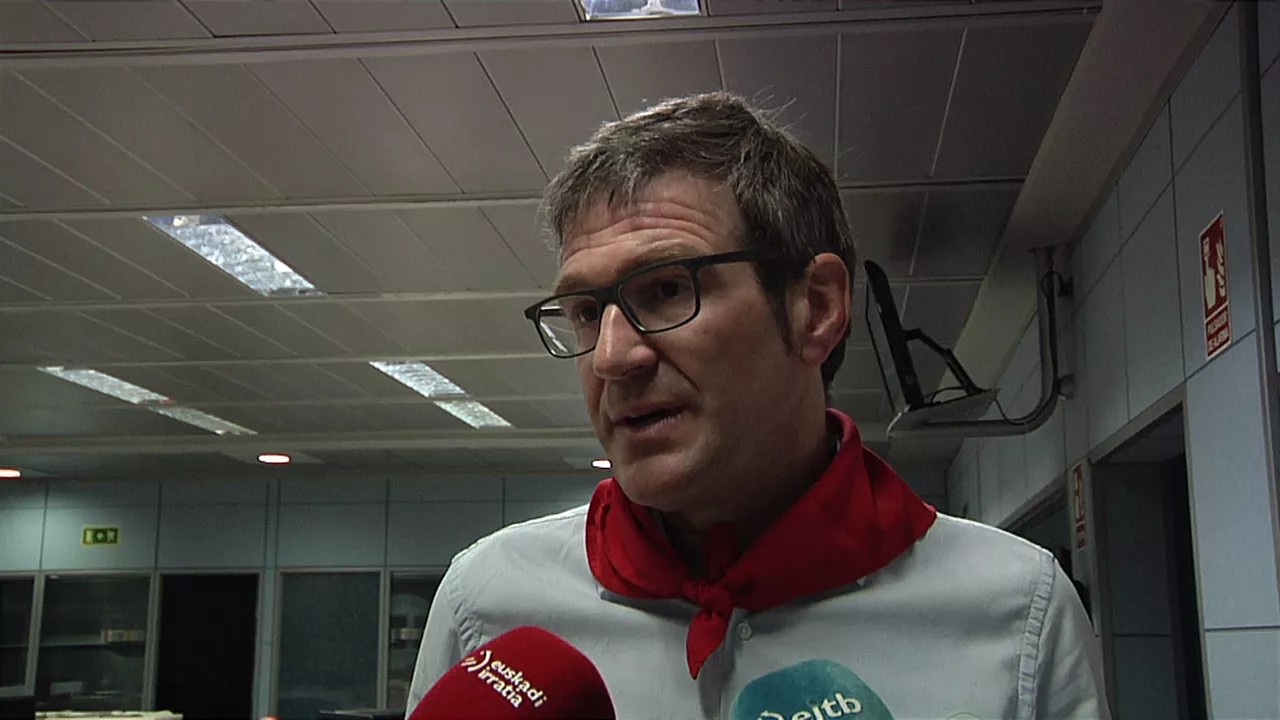 Gorka Urtaran, Radio Vitoriako estudioetan. EITB Media