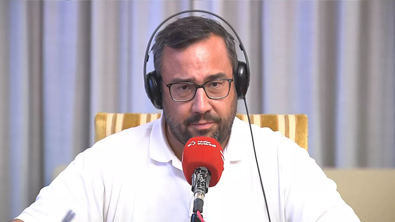 Javier Remírez, durante la entrevista