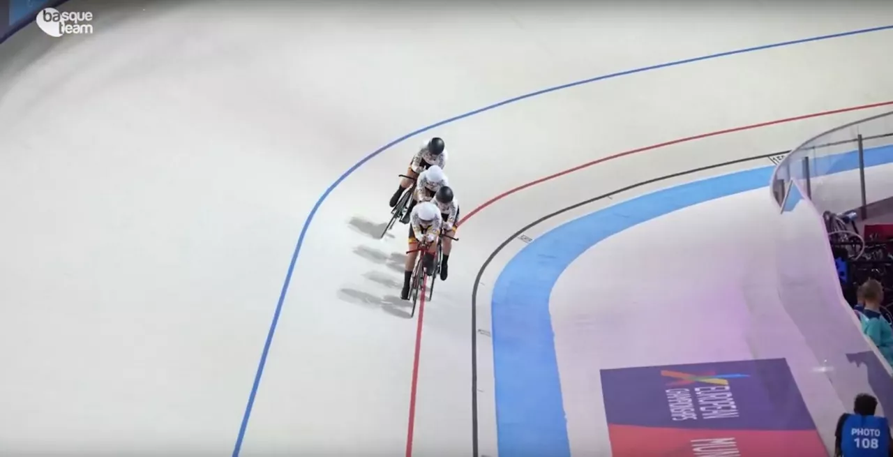 Tania Calvo, Ziortza Isasi eta Eukene Larrarte