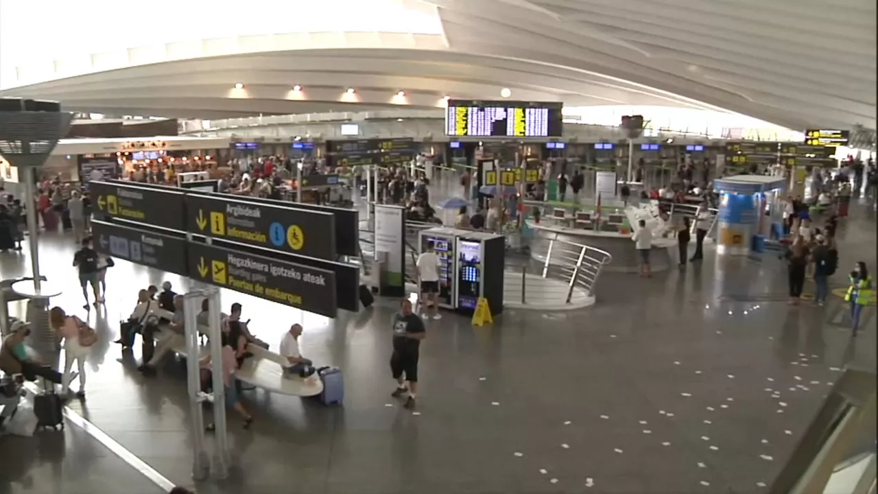 20220815161607_aeropuerto-de-bilbao_