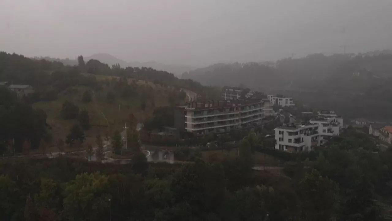 Euria Donostian. Xabi Sanchoren bideo batetik ateratako irudia.