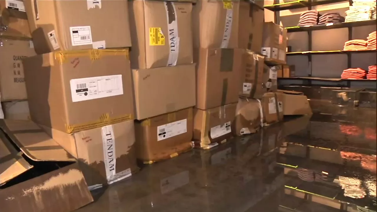 Comercio inundado