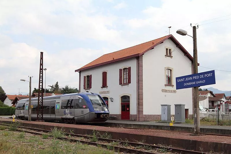 Donibane Garaziko tren geltokia. Argazkia: wikipedian.