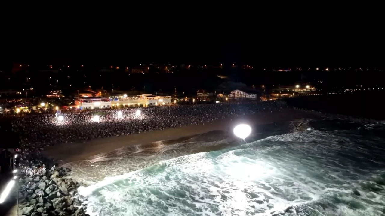 20220822225618_angletsurf_