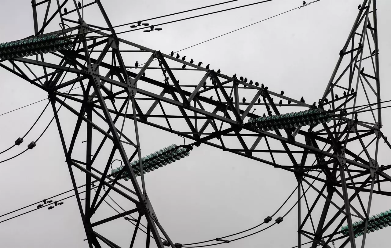 torre-electrica-efe