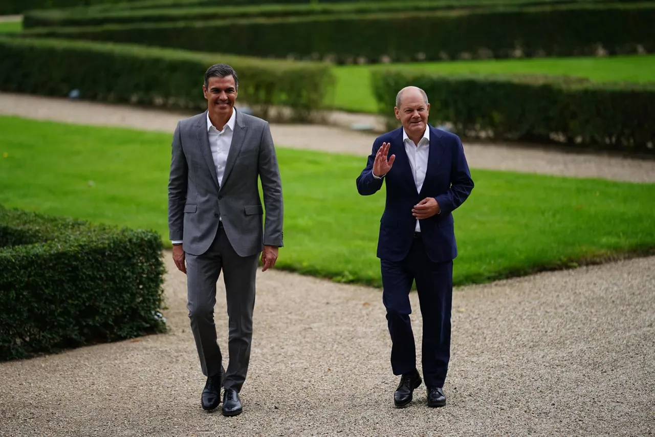 Pedro Sánchez y Olaf Scholz en Meseberg (Alemania). Foto: EFE