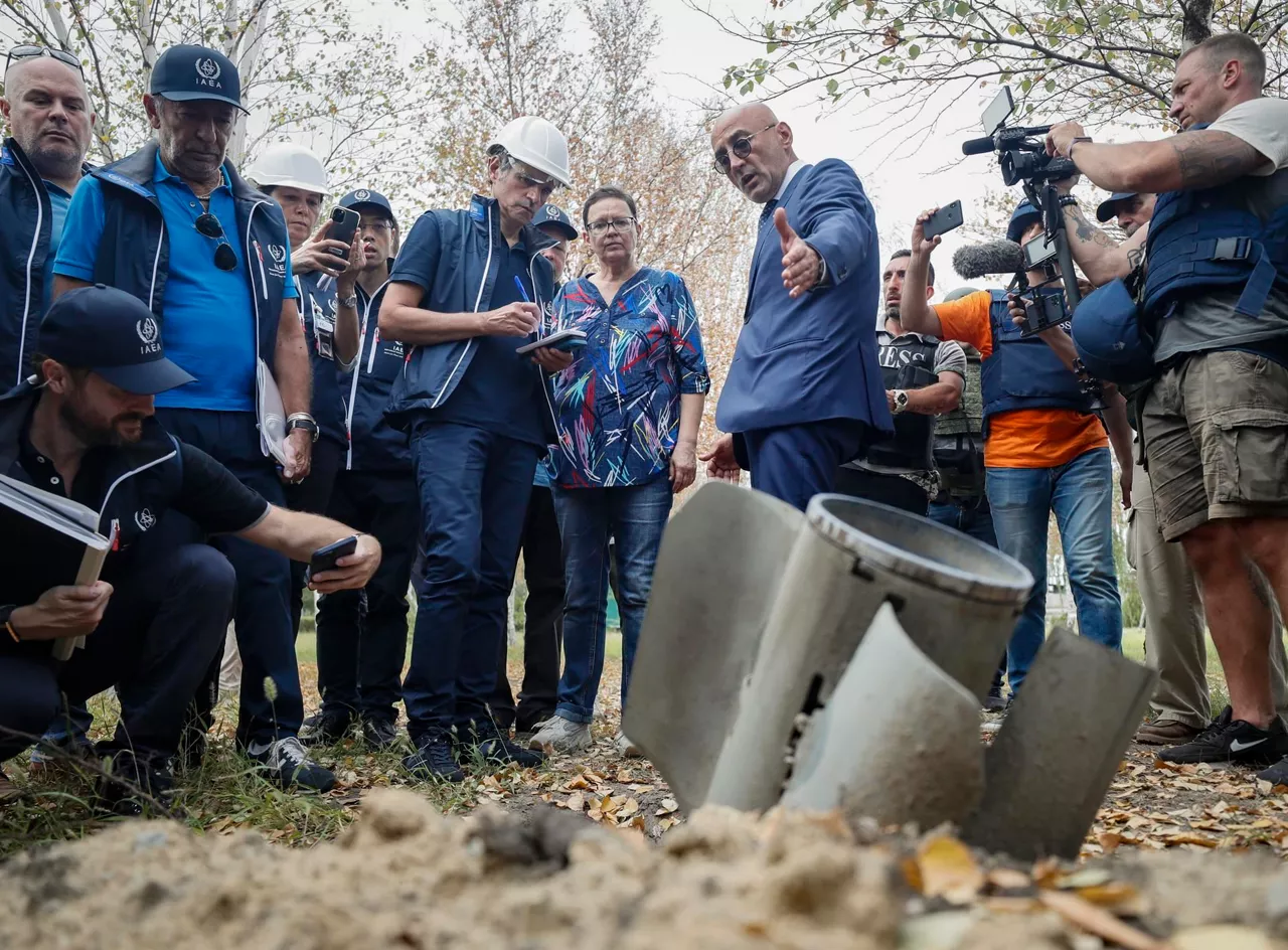 Inspección en Zaporiyia. Foto: EFE.