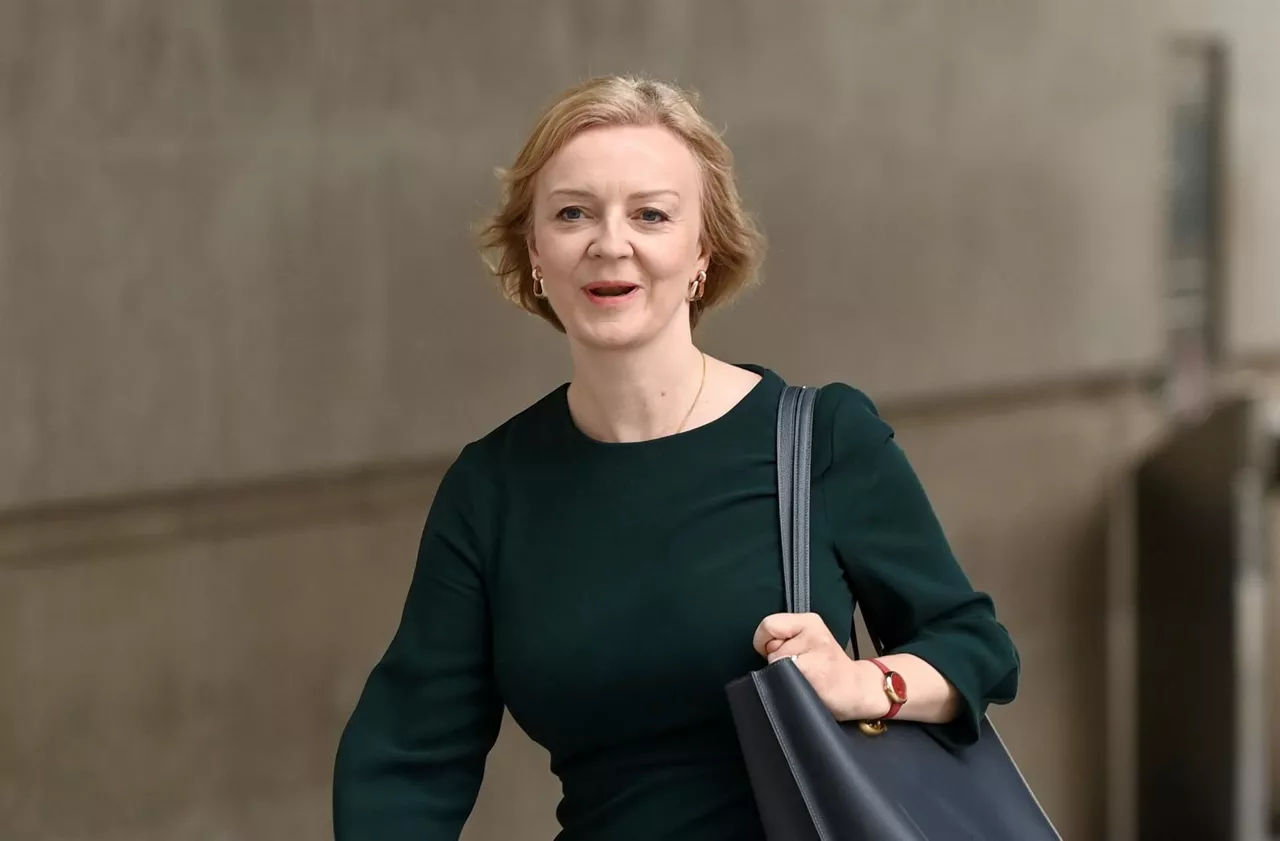 Truss, la tercera mujer en residir en Downing Street