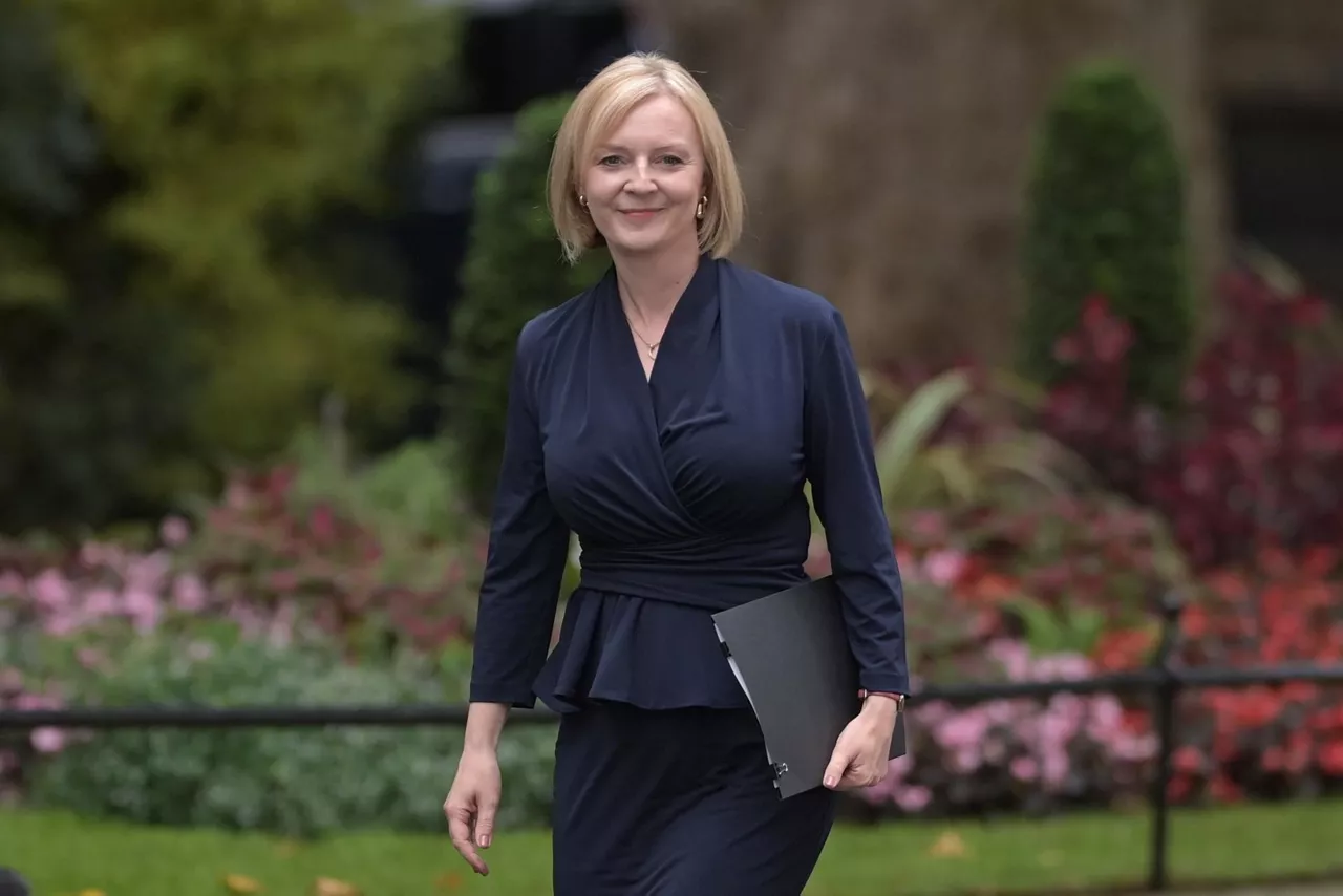 La nueva primera ministra británica, en su llegada a Downing Street. Foto: EFE