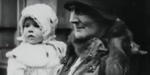Isabel II, de niña. Foto: Reuters.