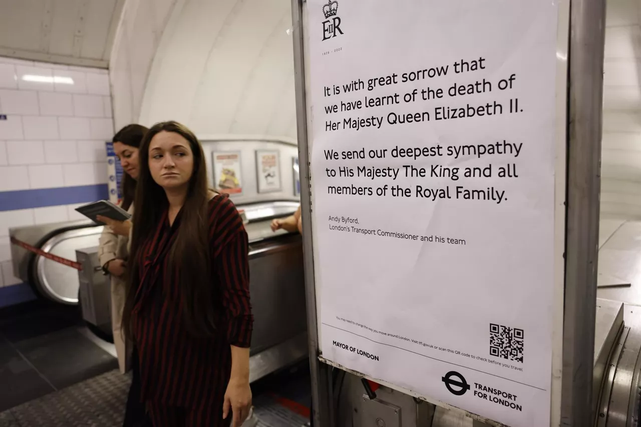 Londres, el día después de la muerte de Isabel II. Foto: EFE