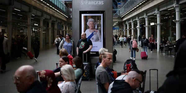 Londres, el día después de la muerte de Isabel II. Foto: EFE