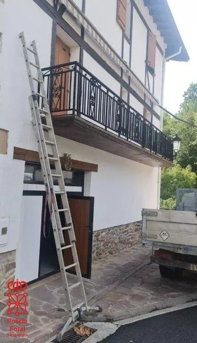 Balcón de Ituren en el que ha ocurrido el accidente. Foto: Policía Foral