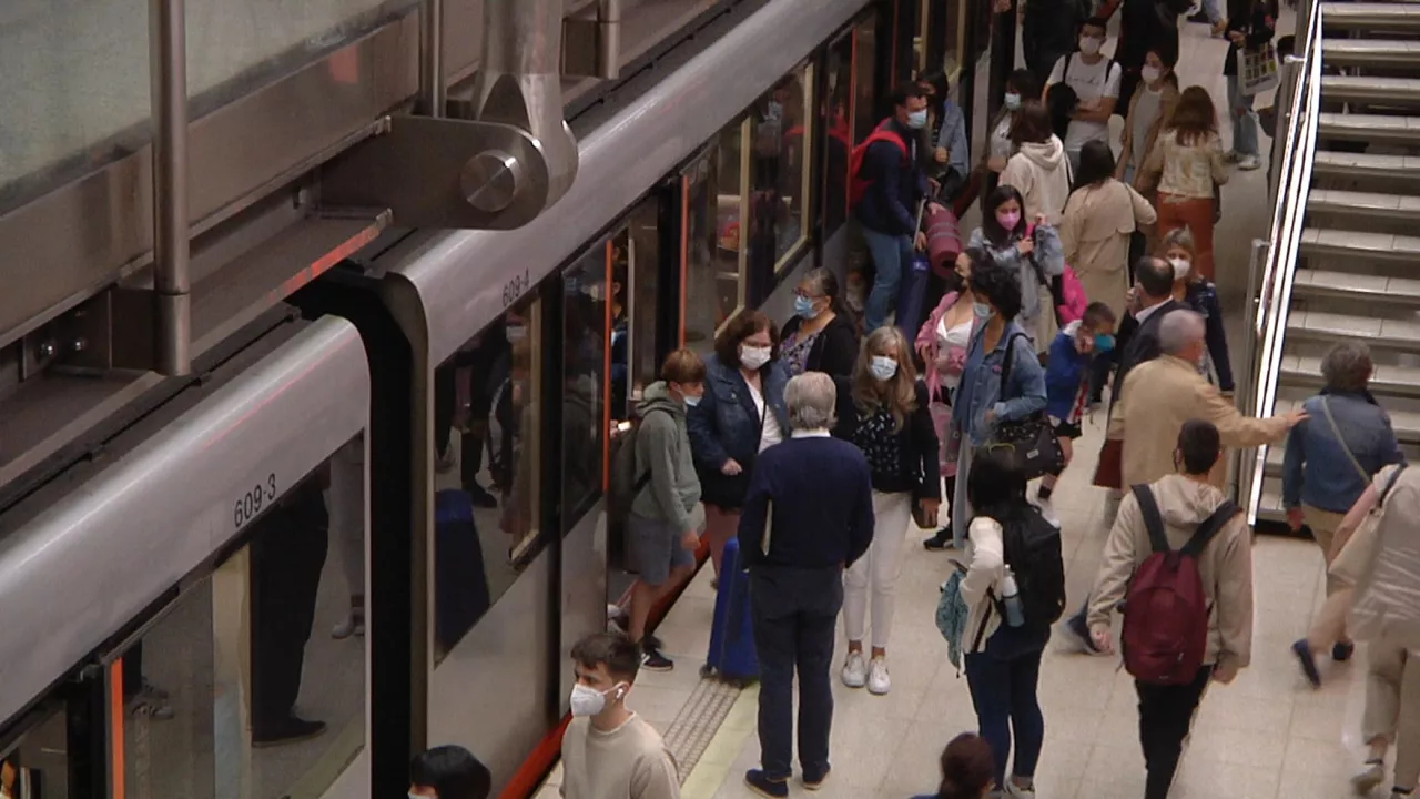 20220920211155_mascarilla-metro_