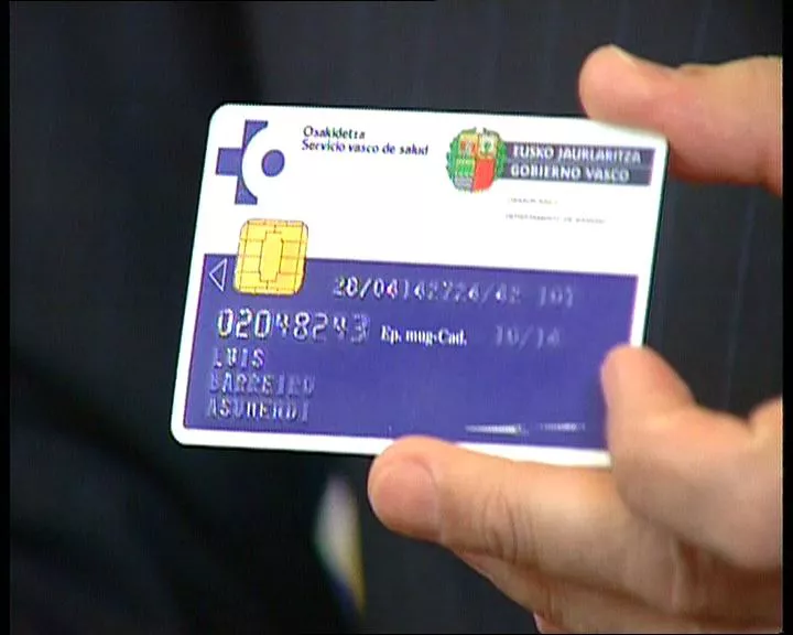 Imagen de una tarjeta sanitaria de Osakidetza.