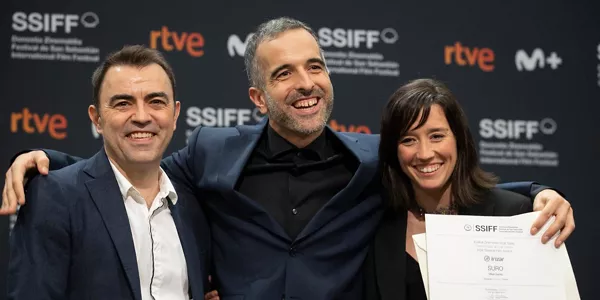 Mikel Urrea, premio Irizar al cine vasco. EFE