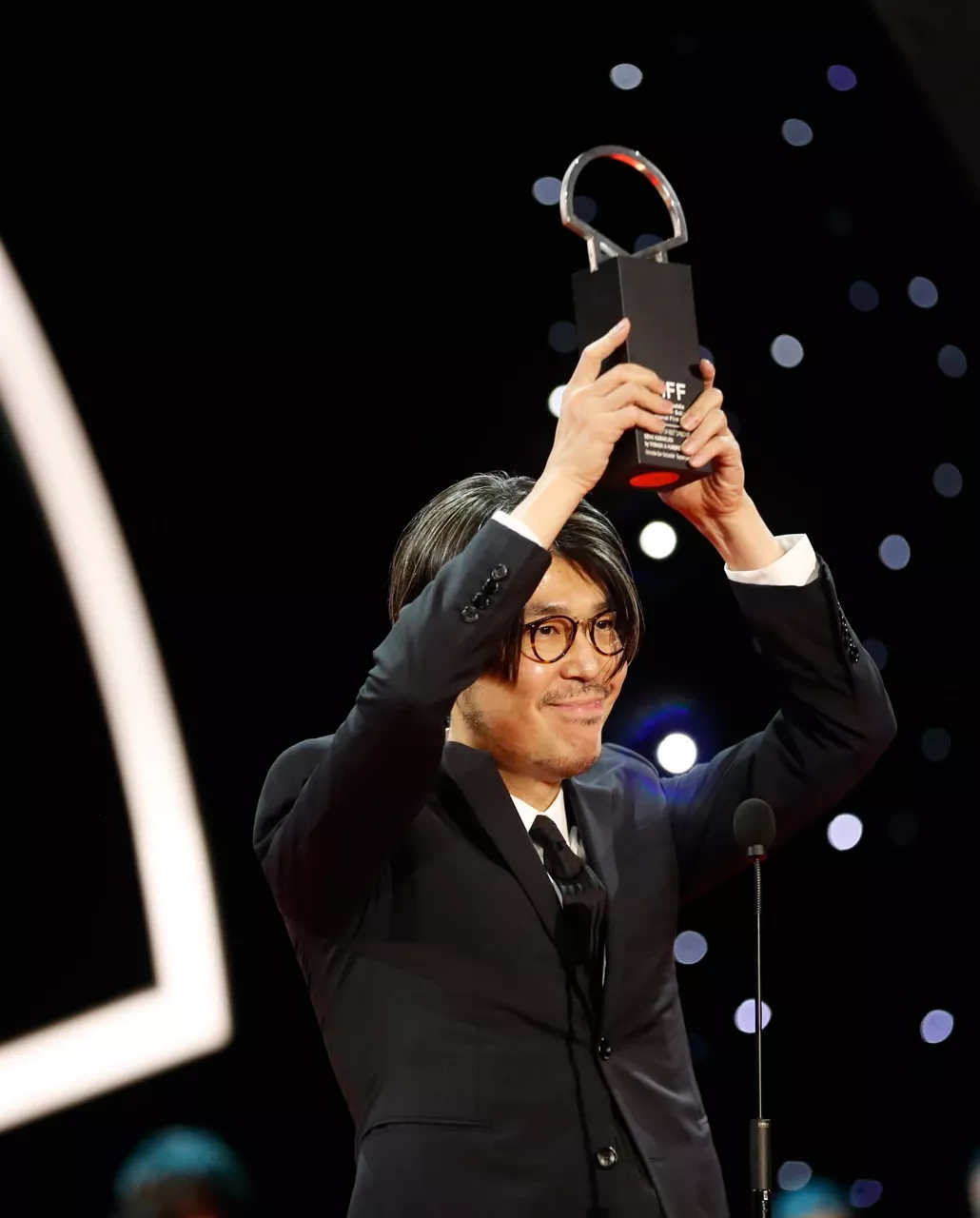 Genki Kawamura, Zuzendaritza onenari Zilarrezko Maskorra. EFE
