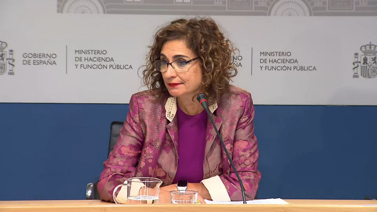 Maria Jesus Montero.