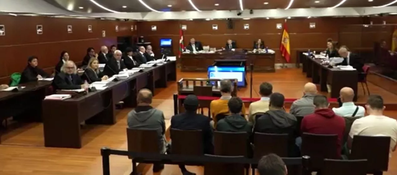 Imagen de una sesión del juicio, de esta semana. Foto obtenida de un vídeo de EITB Media.