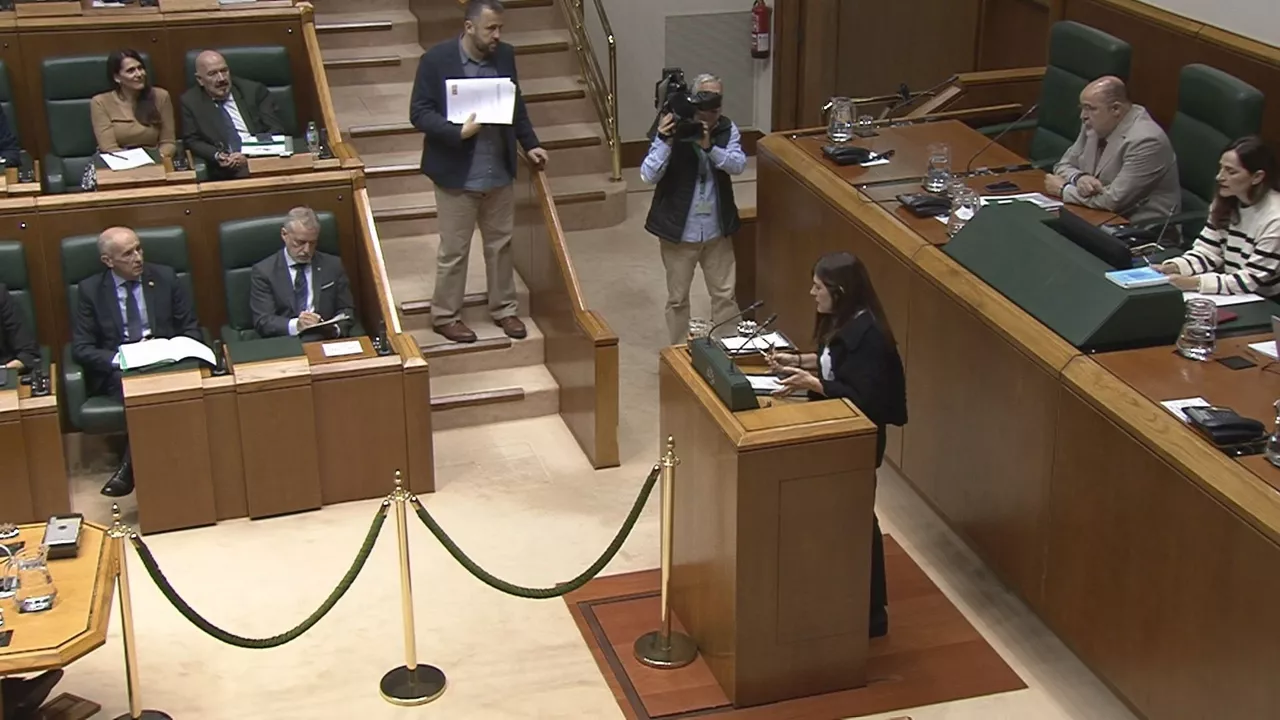 Miren Gorrotxategi. Eusko Legebiltzarraren bideo batetik ateratako irudia.