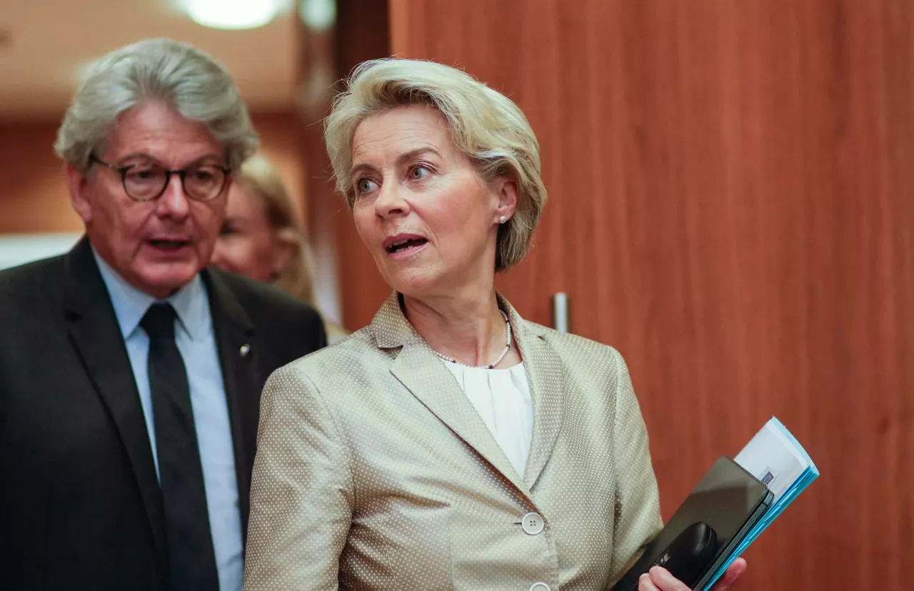 Ursula Von der Leyen y Thierry Breton. Foto: EFE