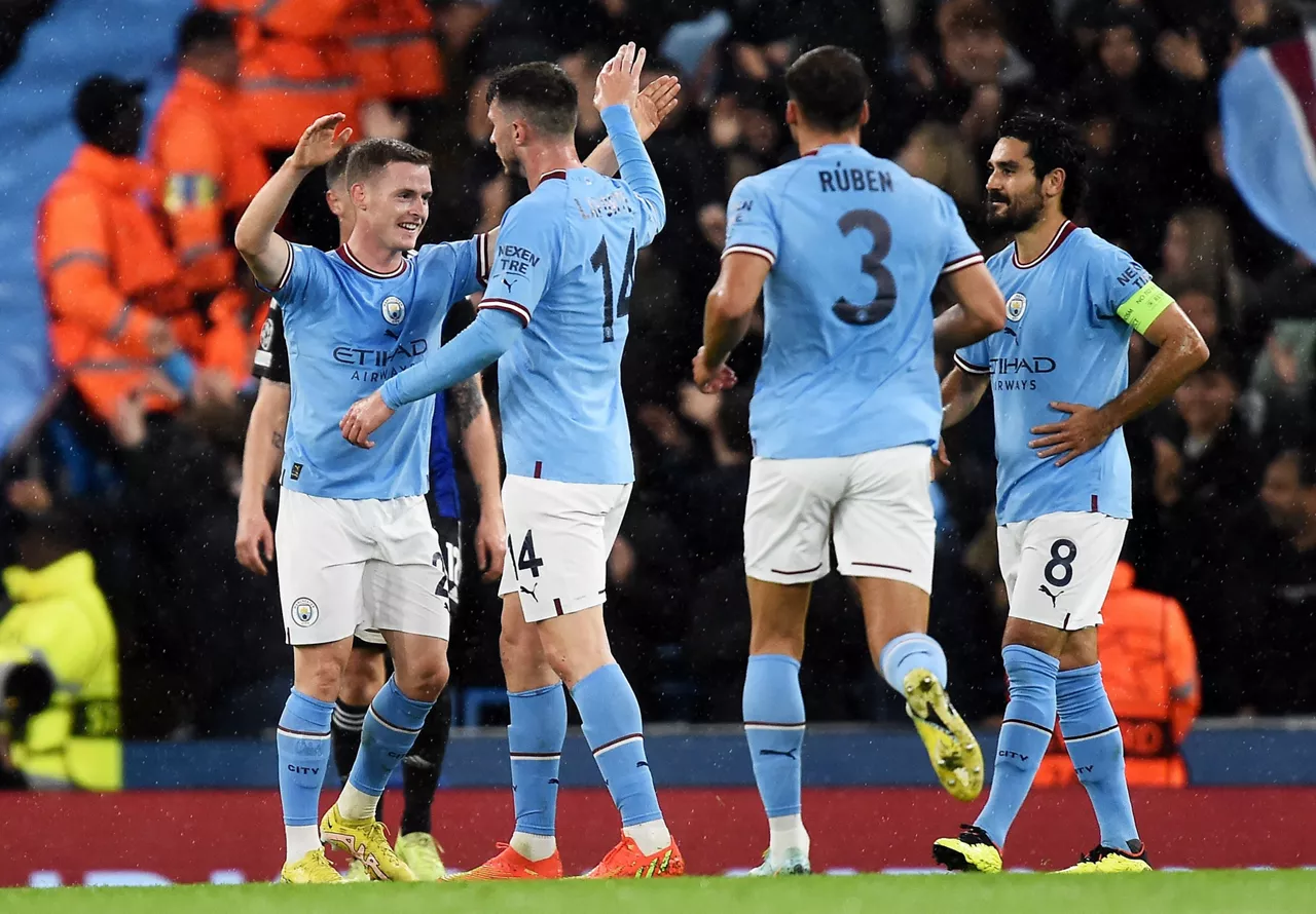Manchester Cityko jokalari batzuk, Txapeldunen Ligan, gol bat sartuta. Argazkia: EFE.
