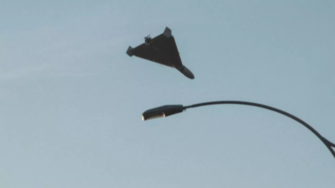 Drone kamikaze bat. Agentzietako bideo batetik ateratako irudia.
