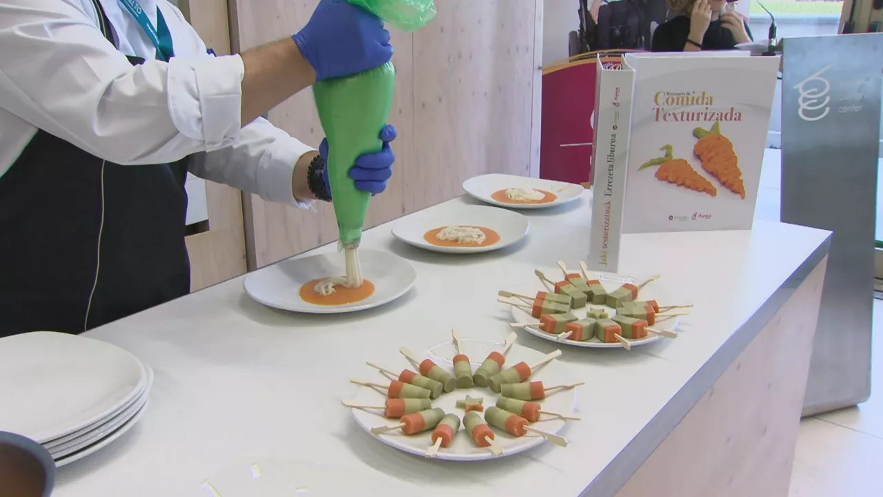 Liburuaren aurkezpena. EITB Mediaren bideo batetik ateratako irudia.