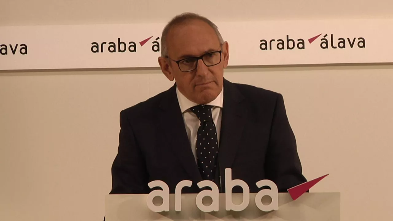 Ramiro González expresa su respeto a la ''iniciativa empresarial'' Viñedos de Álava