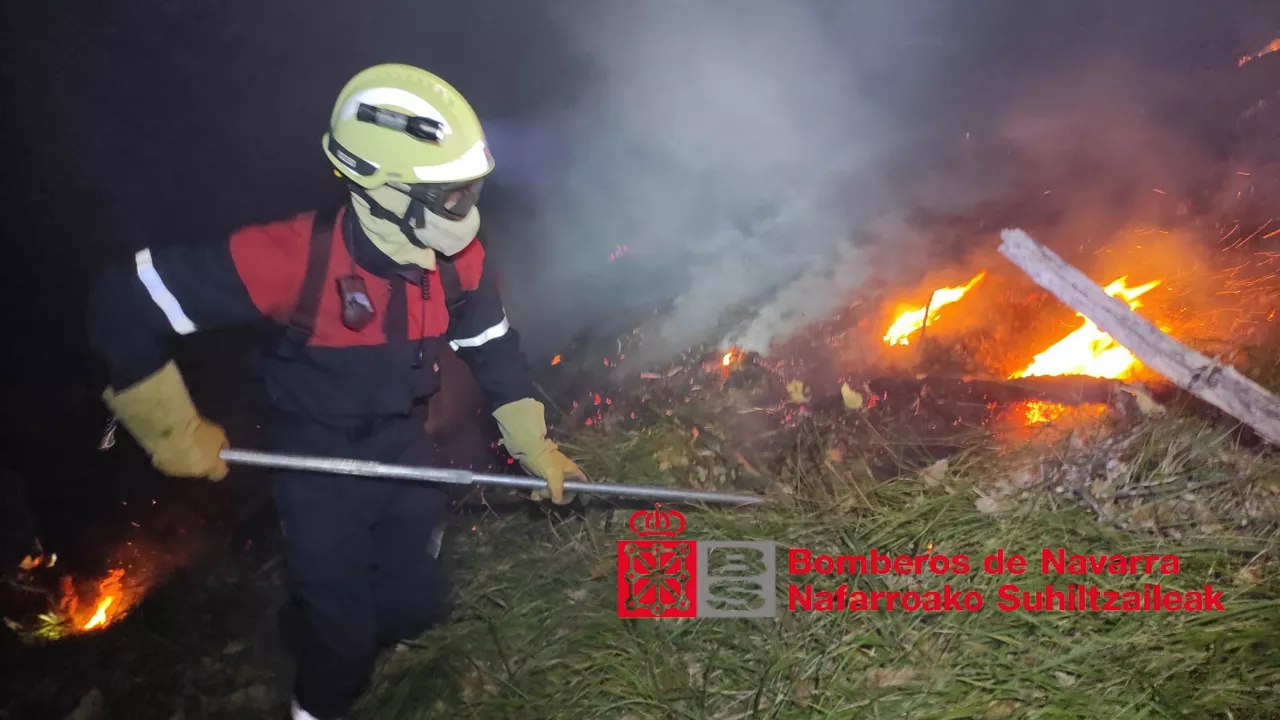 Incendio en Uharte Arakil. Foto: @bomberos_na