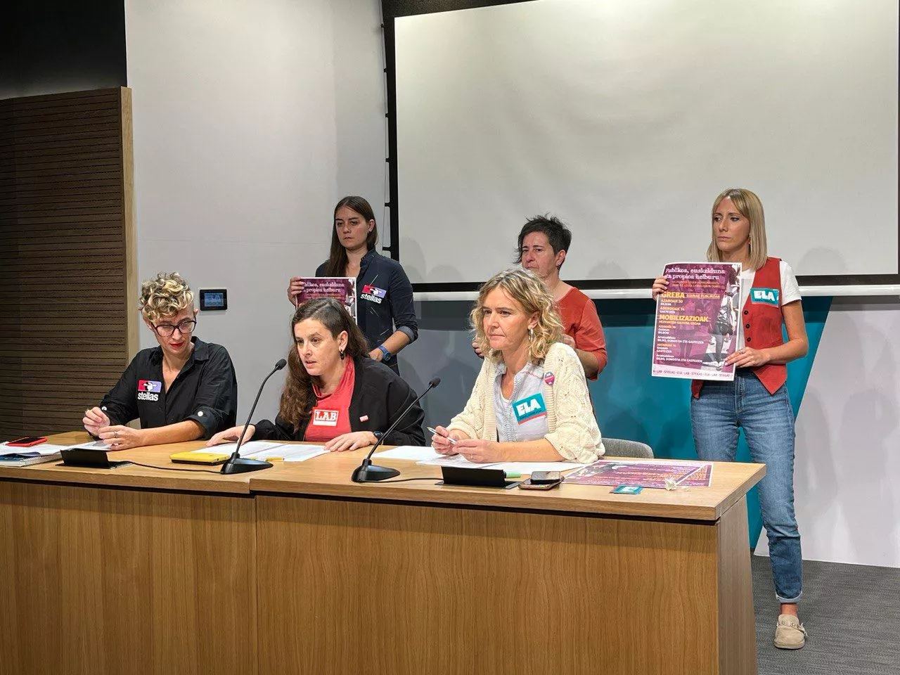 ELA, LAB eta STEILAS sindikatuen prentsaurrekoa. Argazkia: ELA.