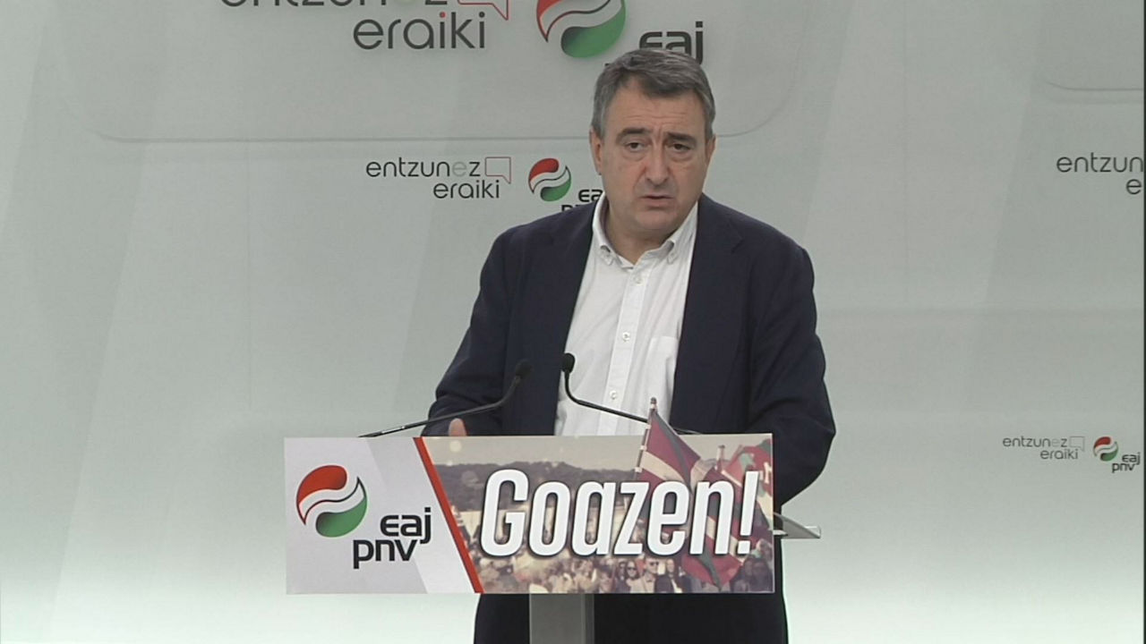 Aitor Esteban. EITB Mediaren bideo batetik ateratako irudia.