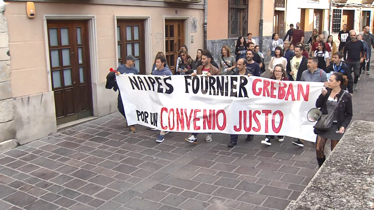 20221022131500_heraclio-fournier-manifestacion_