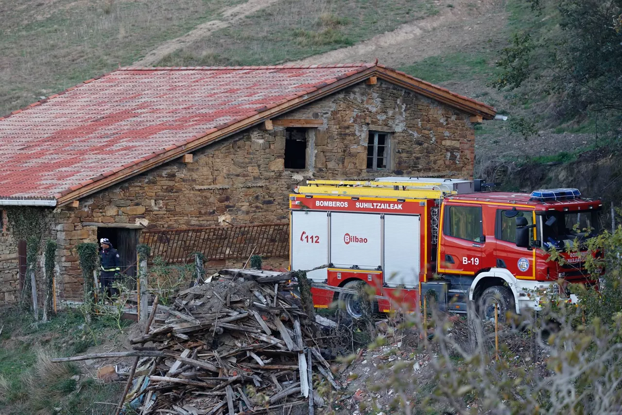 Incendio estabilizado en Balmaseda. Foto: EFE