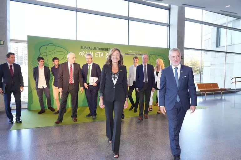 Iñigo Urkullu junto a Olatz Garamendi en el Palacio Euskalduna