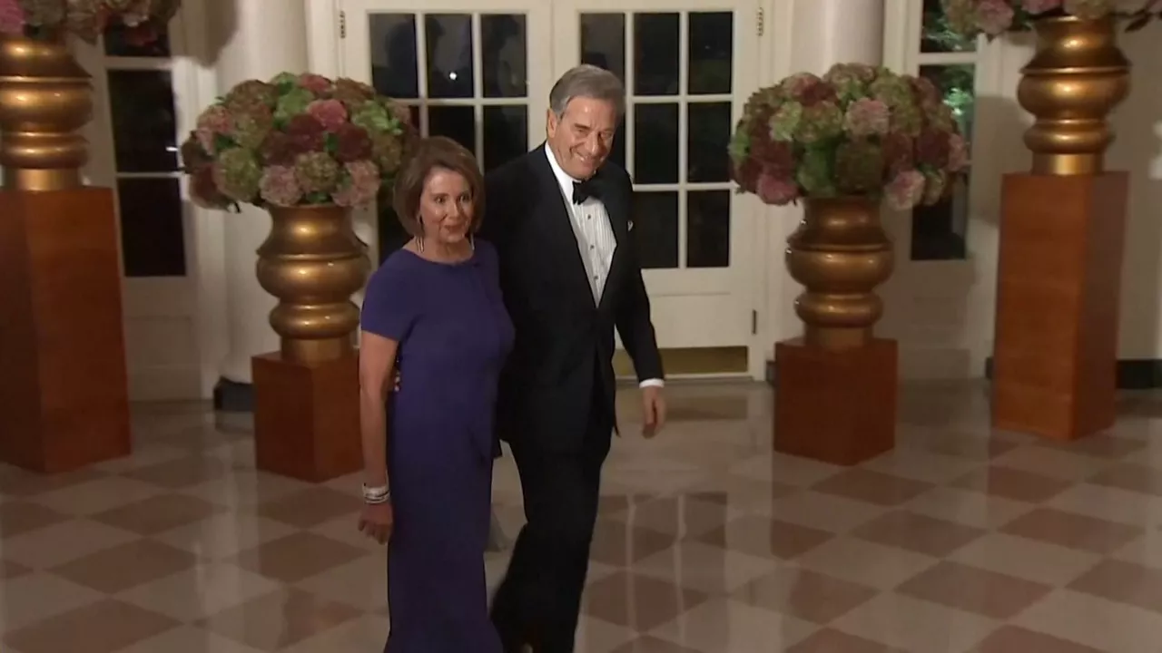 Nancy Pelosi bere senarrarekin
