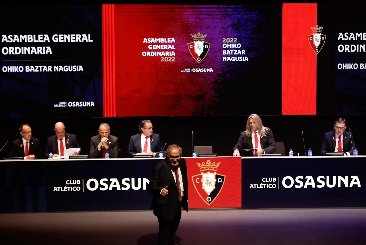 osasuna_asamblea_general_ordinaria_EFE