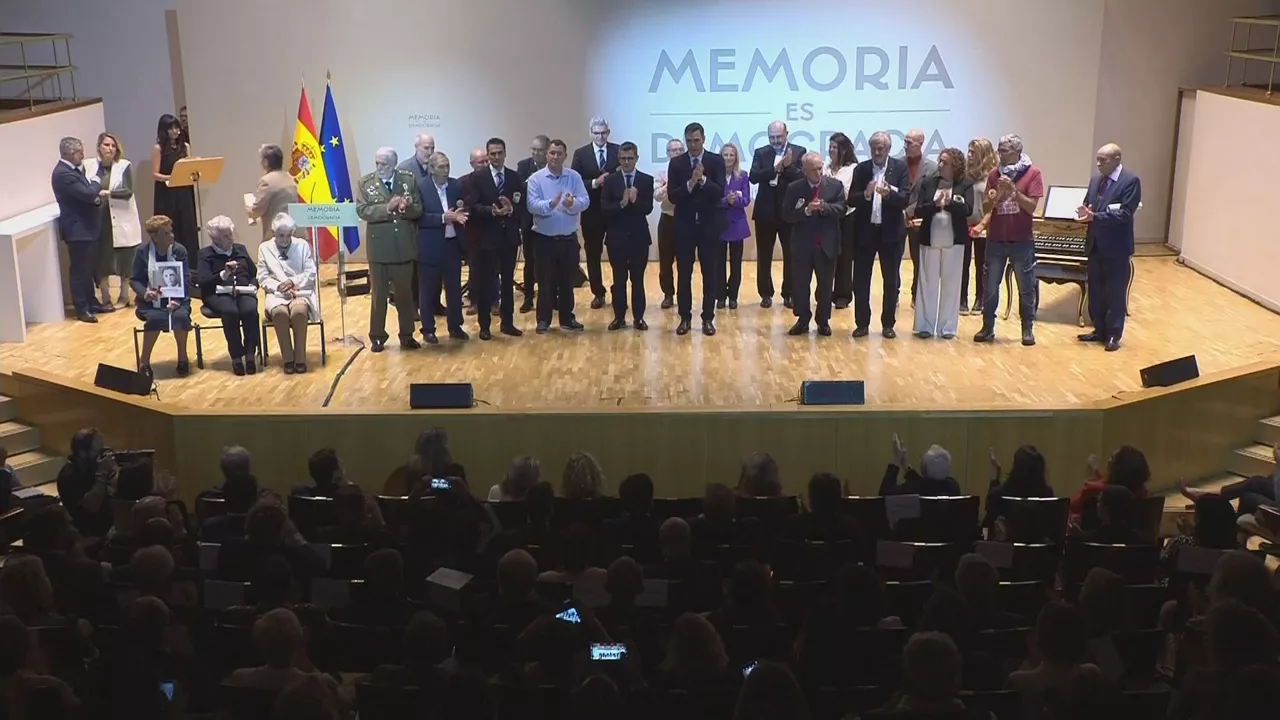 Omenaldia. Agentzietako bideo batetik ateratako irudia.