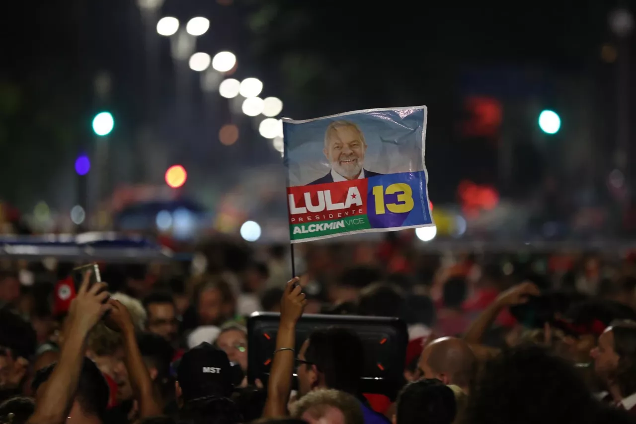 Lularen jarraitzaileak. Argazkia: EFE.
