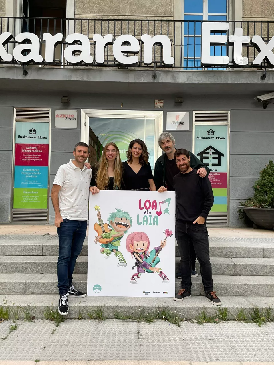 Loa eta Laiaren aurkezpena. Argazkia: Telesailaren sortzaileak.