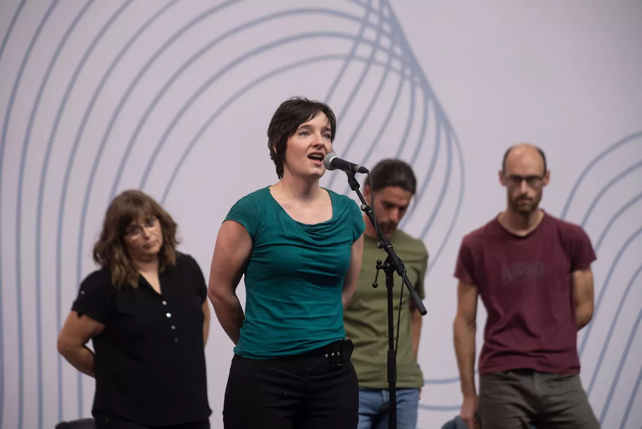 2022ko Bertsolari Txapelketa nagusiko finalaurrekoetako lehenengo itzuliko bigarren saioa. Donibane Garazi (Euskal Herria). 2022ko Urriak 29. (Gari Garaialde / Bostok Photo)