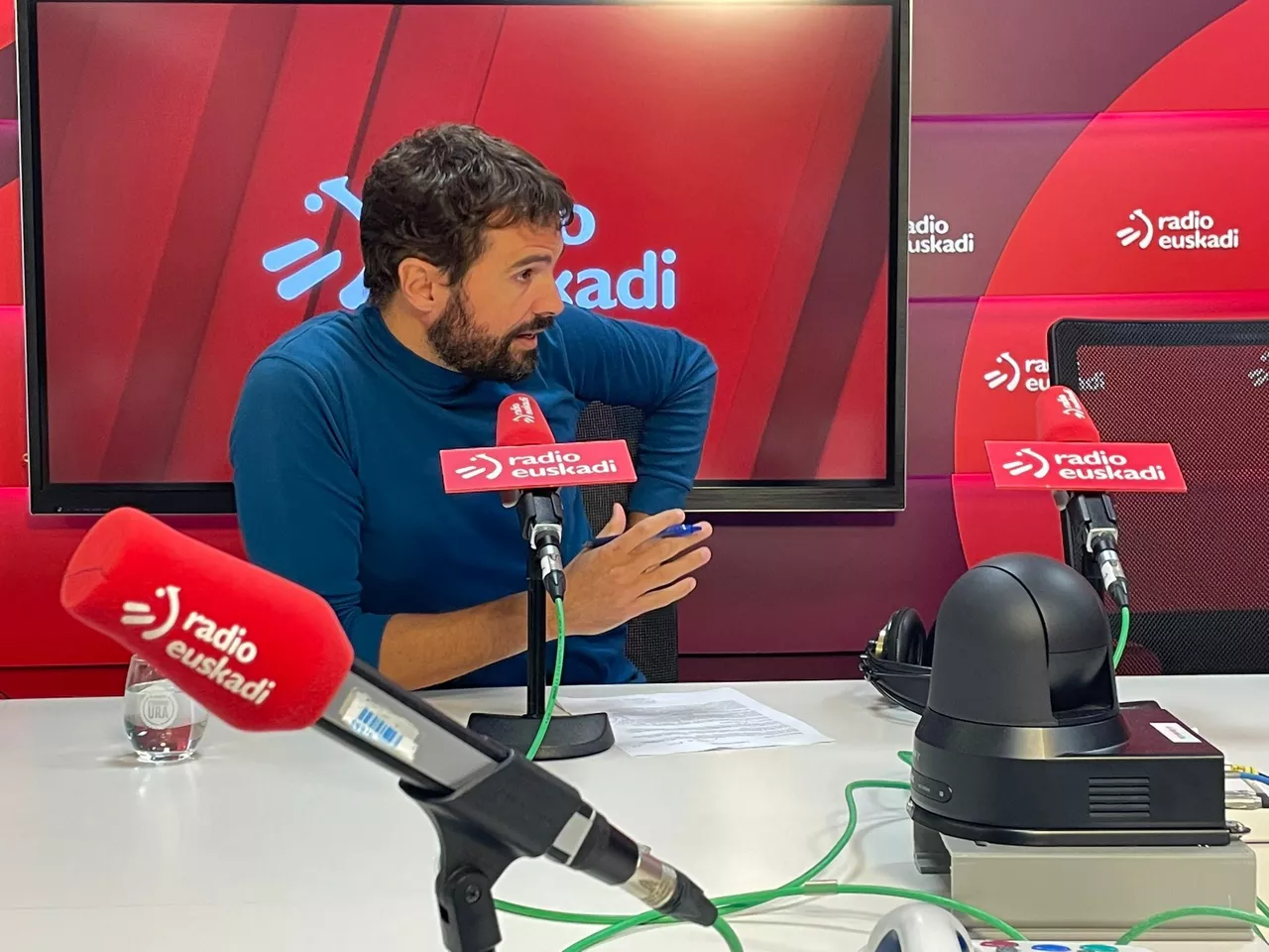 Igor Arroyo (LAB), hoy en Radio Euskadi. Foto: EITB Media
