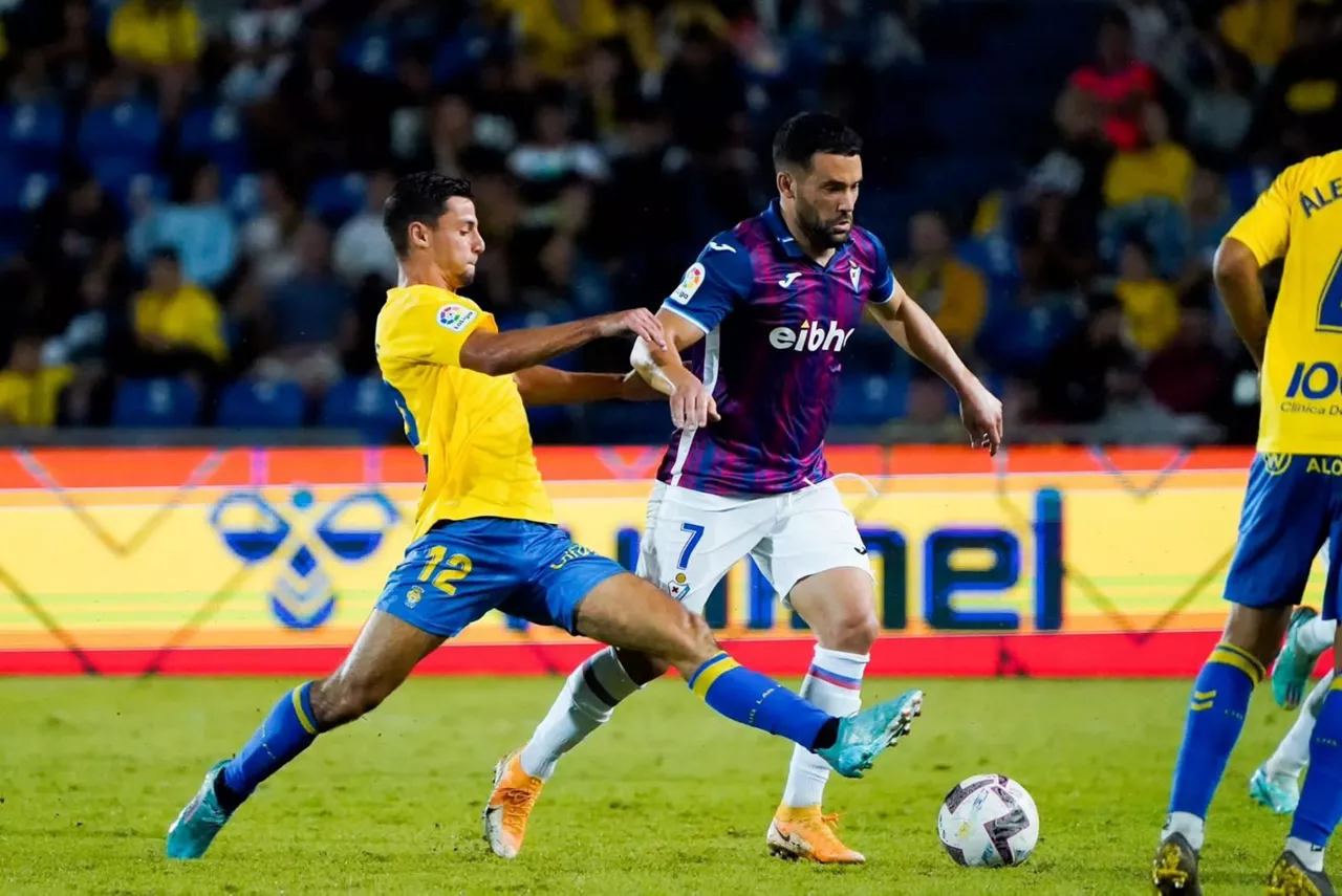 LOIODICE-QUIQUE-LAS-PALMAS-EIBAR-@SDEibar