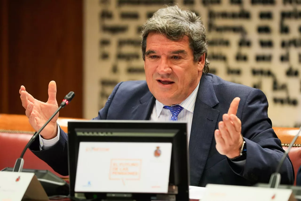 El ministro de Inclusión, Seguridad Social y Migraciones, José Luis Escrivá. Foto: EFE